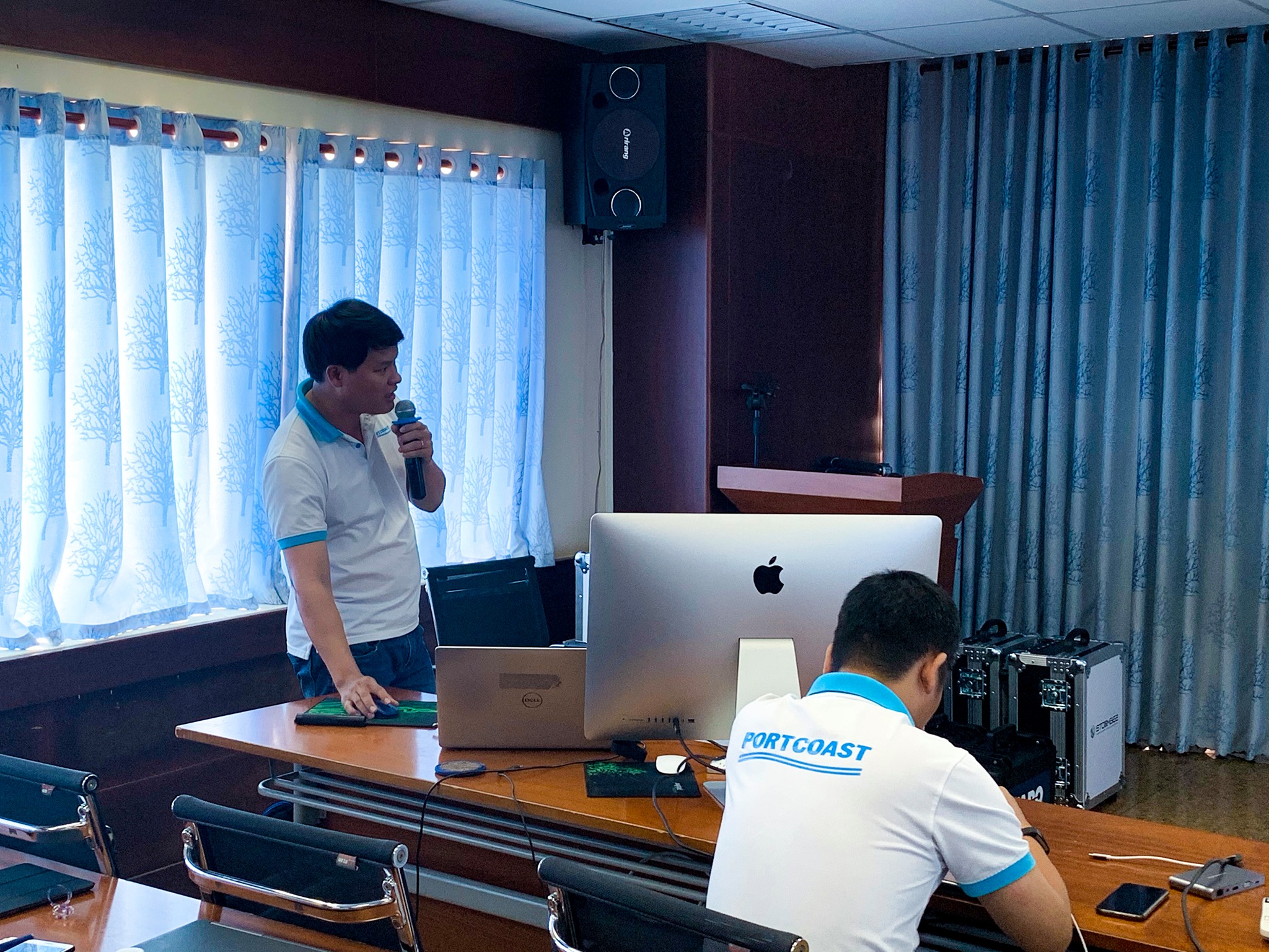 Baria Serece đã đến thăm và làm việc với Portcoast