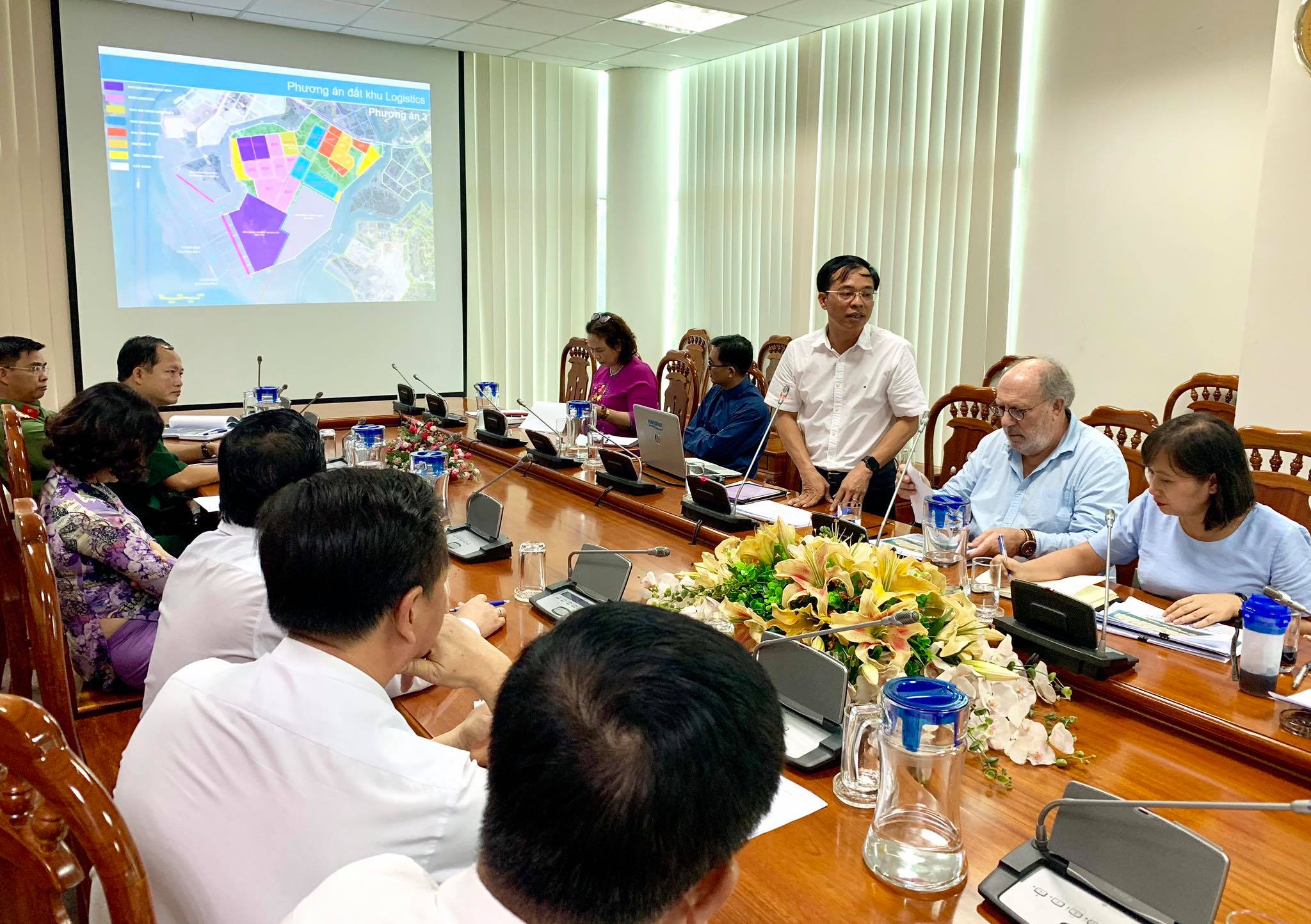 Họp với Ủy Ban Nhân Dân Bà Rịa - Vũng Tàu