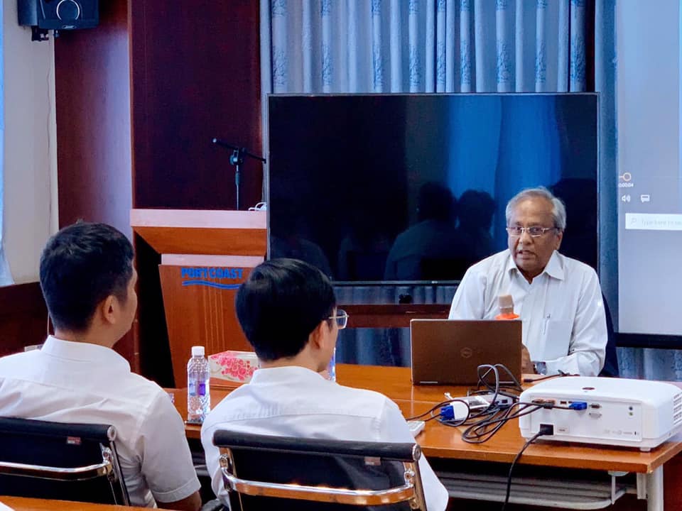 Hội thảo về Thủy động lực học