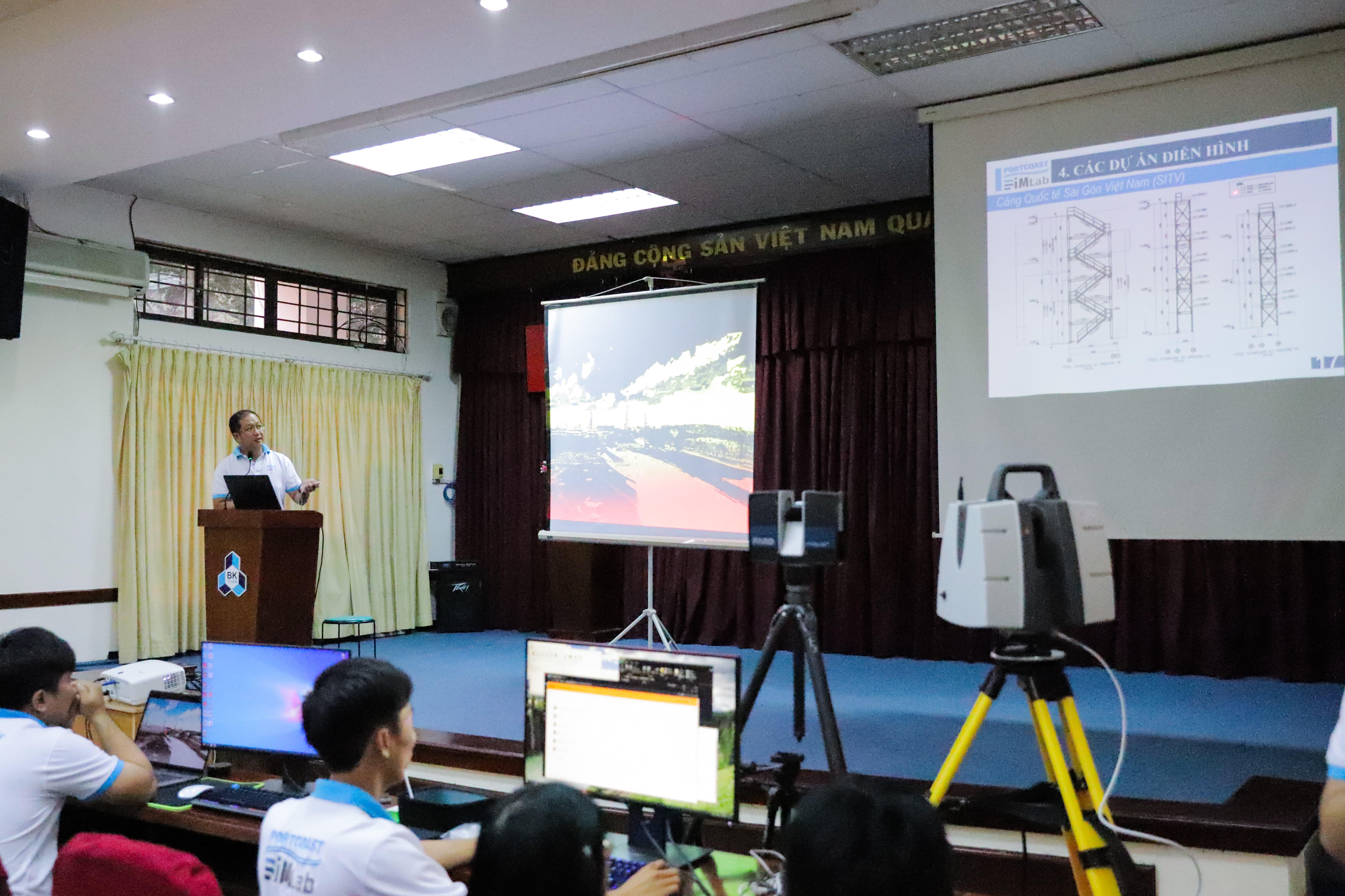 Buổi hội thảo hàng tháng của Khoa Xây dựng Trường Đại học Bách Khoa Thành phố Hồ Chí Minh 