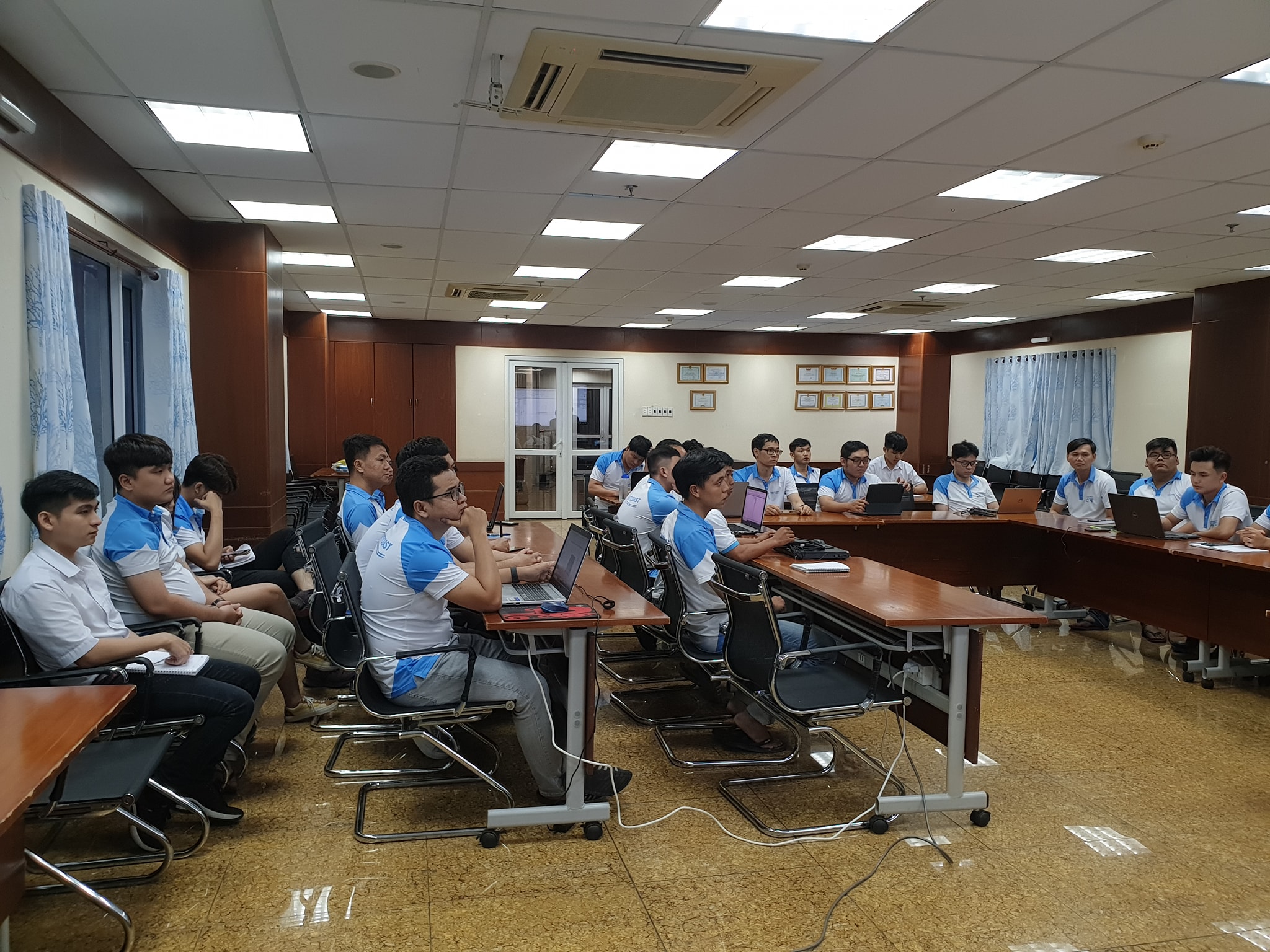 Khóa học "Sử dụng căn bản và nâng cao phần mềm của Autodesk" cho các kĩ sư của Portcoast 