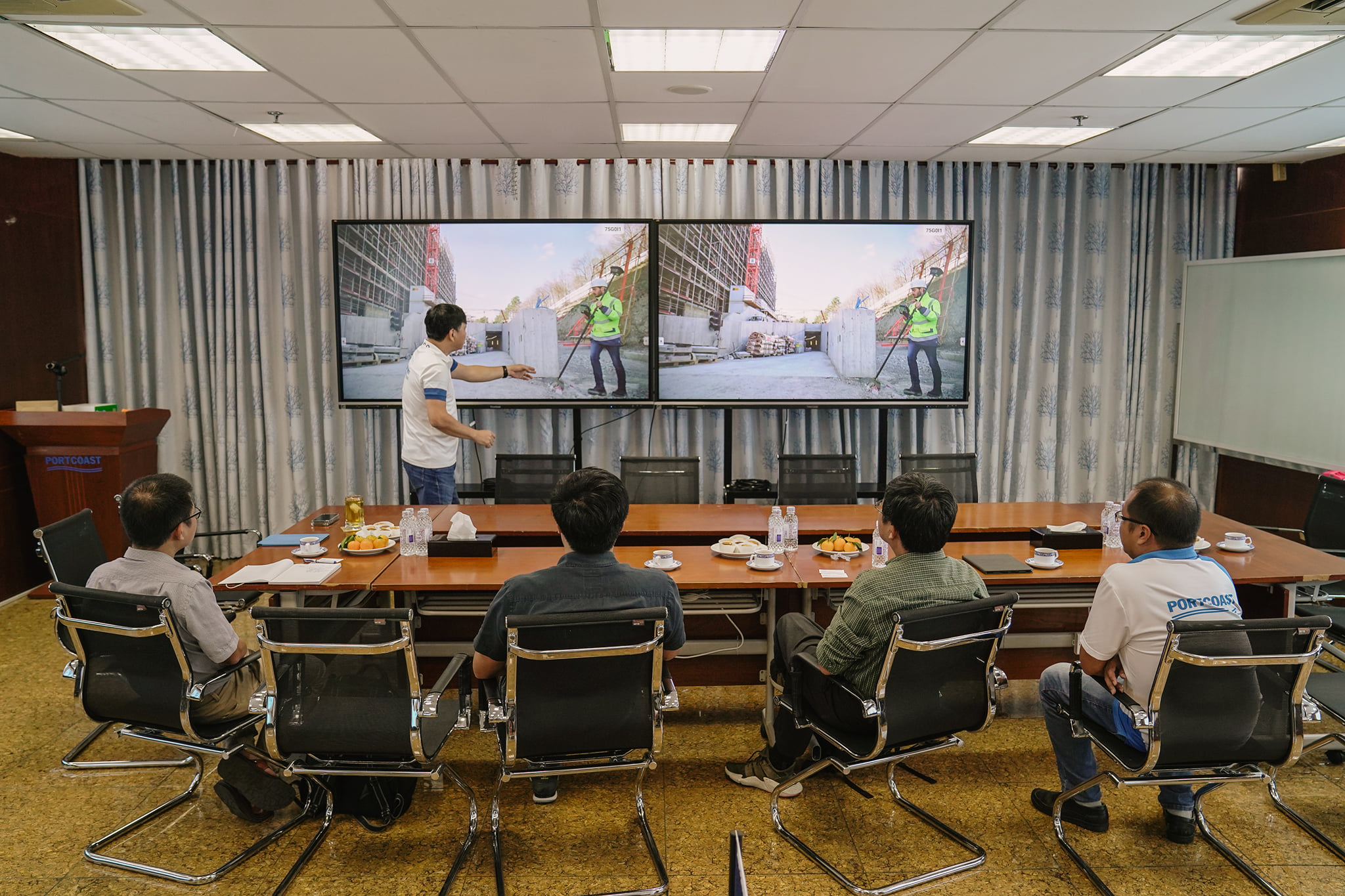 Portcoast chào mừng các  Tiến sĩ Viện Công nghệ Châu Á và Viện Dầu khí Việt Nam