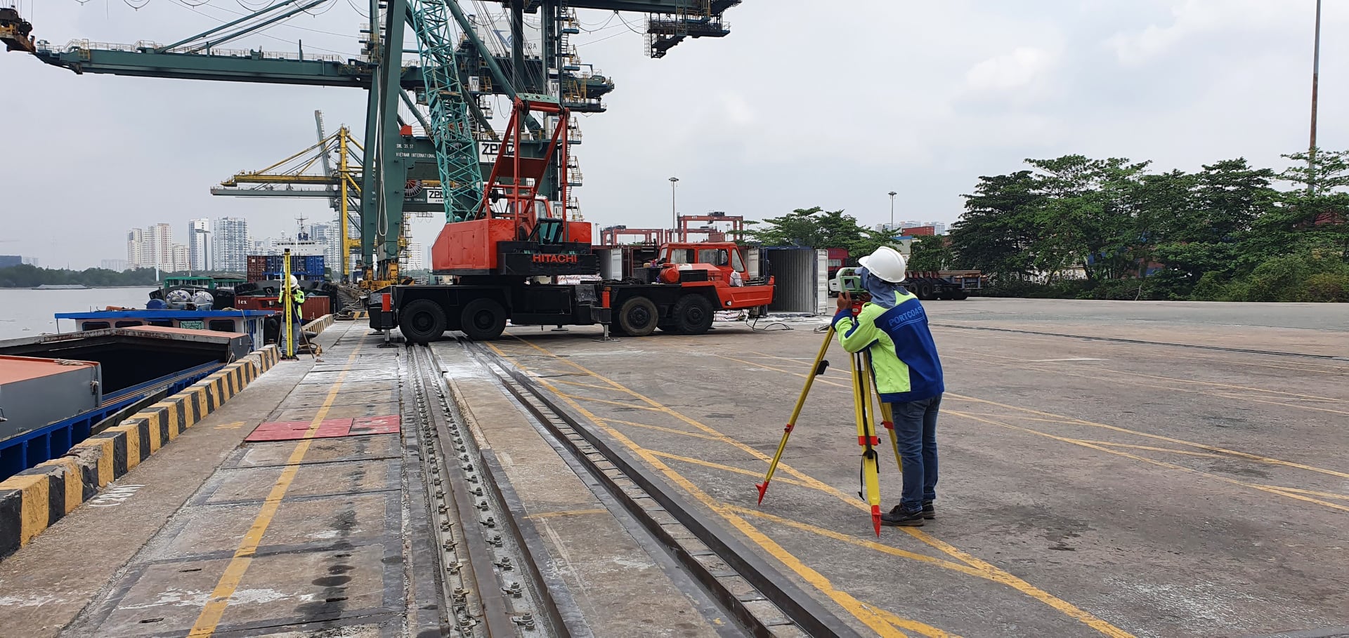 Portcoast thực hiện khảo sát Địa hình & Đo sâu