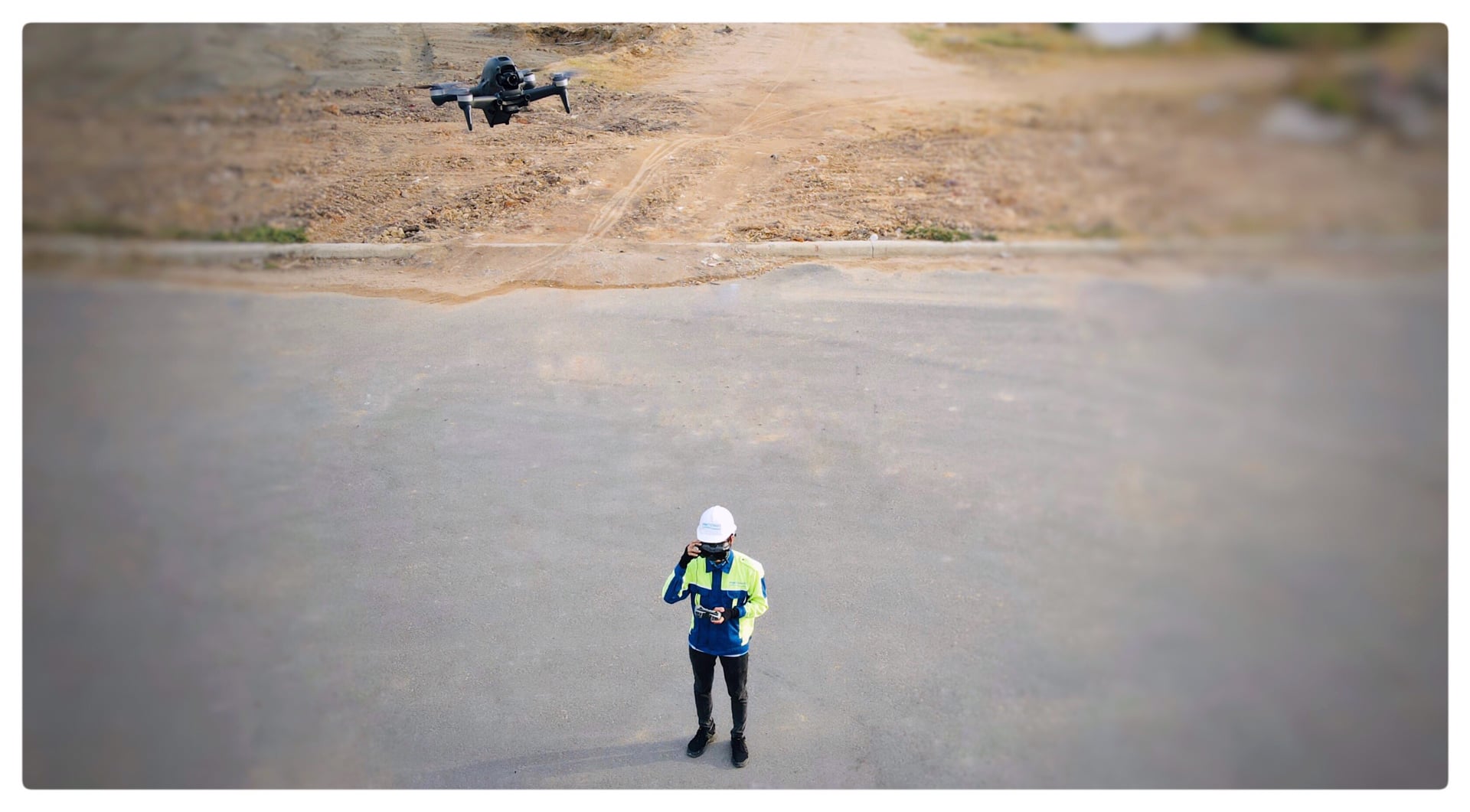 Portcoast giới thiệu nội bộ và hướng dẫn kỹ sư trẻ sử dụng máy quét Laser Topcon GLS 2000