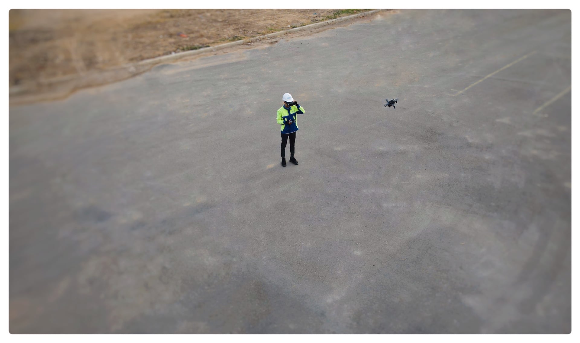 Portcoast giới thiệu nội bộ và hướng dẫn kỹ sư trẻ sử dụng máy quét Laser Topcon GLS 2000