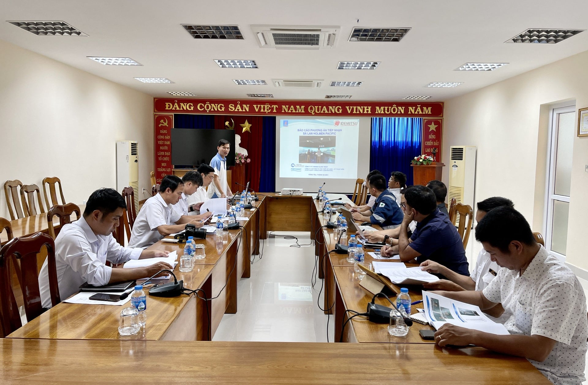 Chúc mừng cảng hạ lưu PTSC thành công tiếp nhận tàu Holmen Pacific