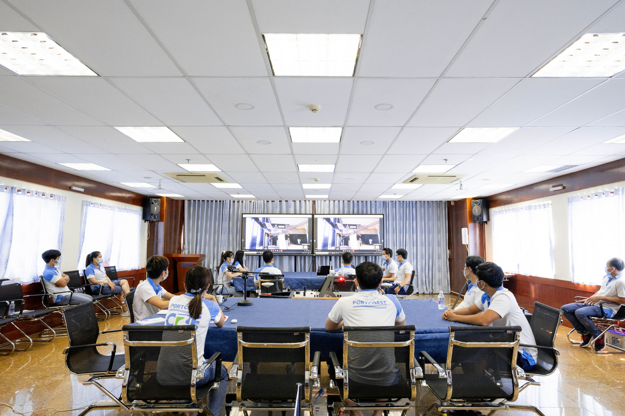 Cuộc thảo luận trao đổi kinh nghiệm về thiết bị Otter