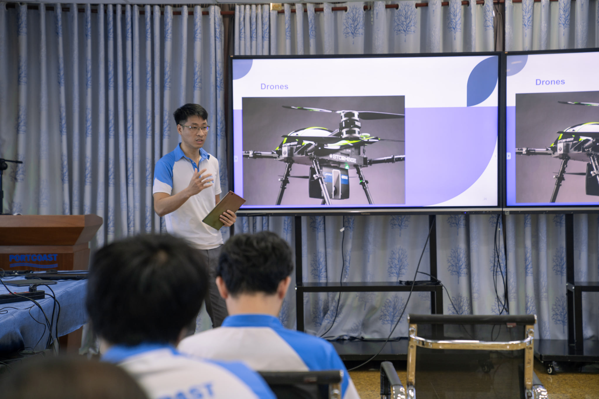 Hội thảo cuối tuần của Portcoast