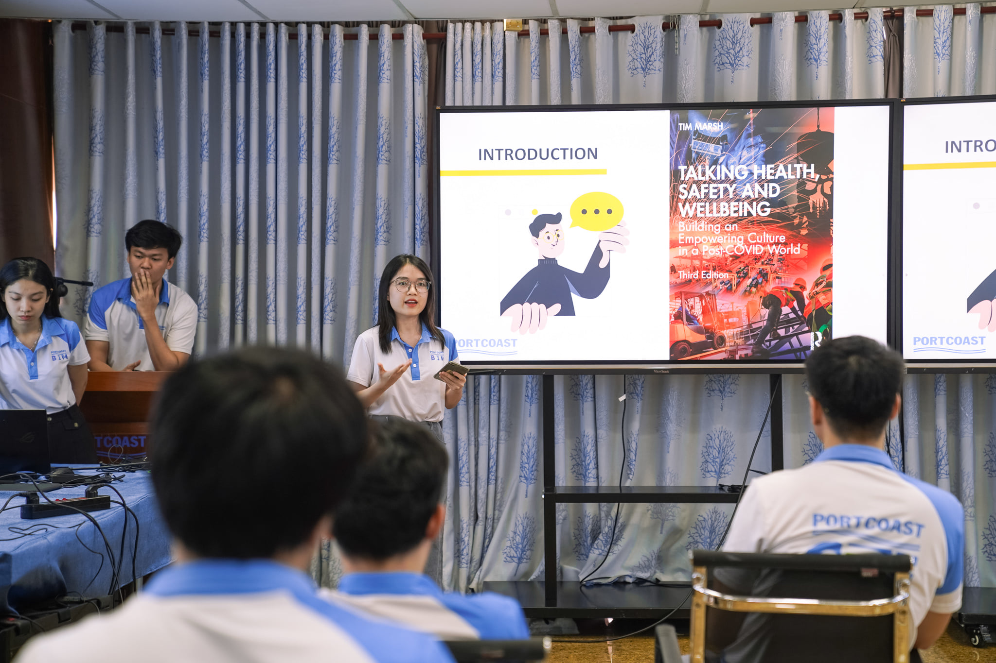 Hội thảo cuối tuần của Portcoast