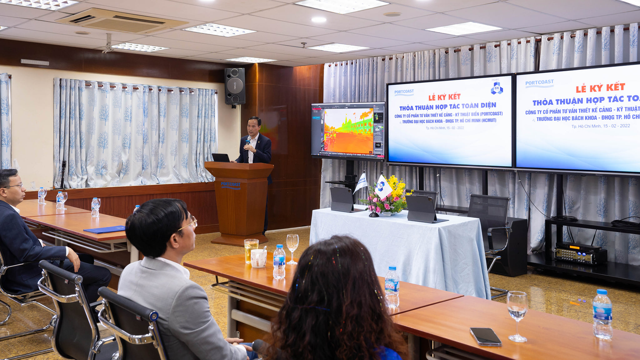 Portcoast Consultant Corporation (Portcoast) and Ho Chi Minh City University of Technology (HCMUT)  signed the Cooperation Agreement