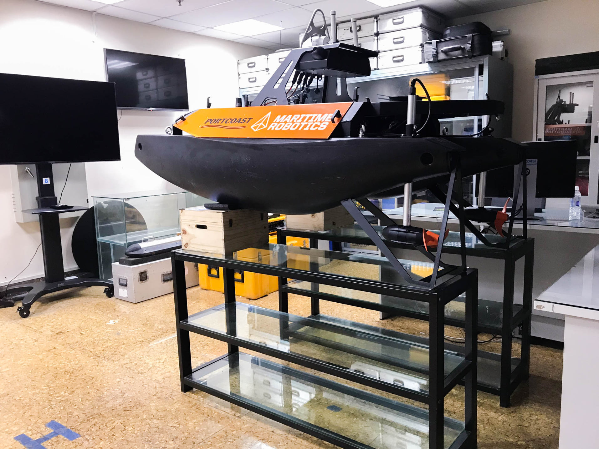 Portcoast Consultant Corporation (Portcoast) and Ho Chi Minh City University of Technology (HCMUT)  signed the Cooperation Agreement