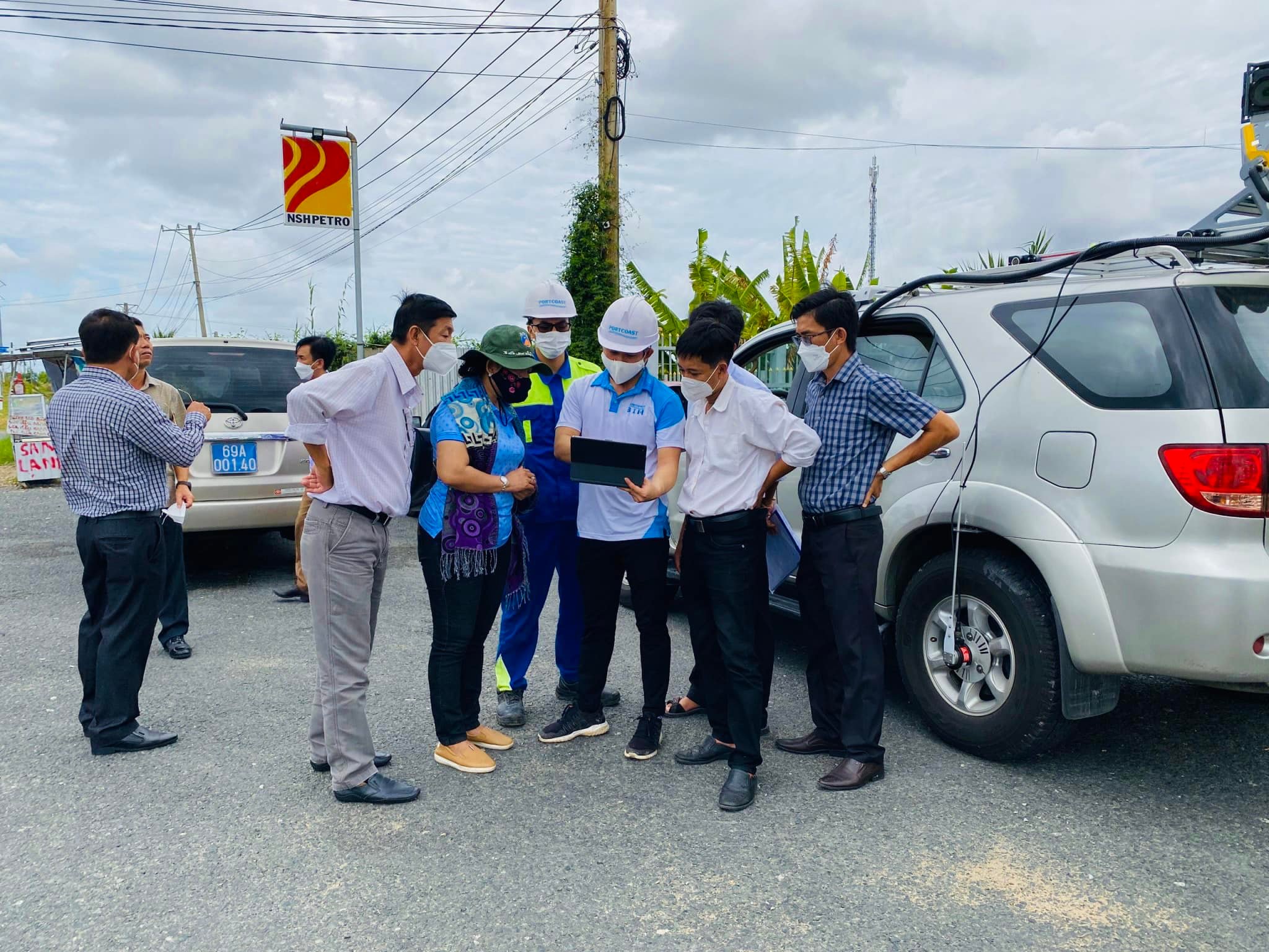 Portcoast had a meeting and introduced new technologies with leaders of Department of Science and Technology and Department of Transport of Ca Mau province