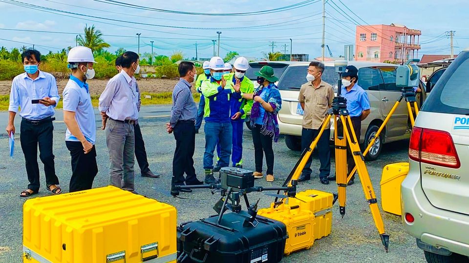 Portcoast had a meeting and introduced new technologies with leaders of Department of Science and Technology and Department of Transport of Ca Mau province