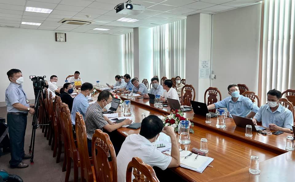 Portcoast have a meeting with and presentation to Vice Chairman of Ba ria - Vung tau PC and related Departments for the LNG Long Son Terminal