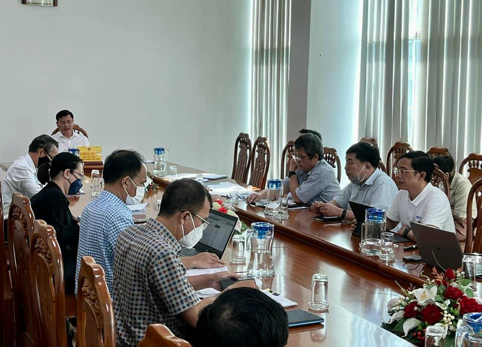 Portcoast have a meeting with and presentation to Vice Chairman of Ba ria - Vung tau PC and related Departments for the LNG Long Son Terminal