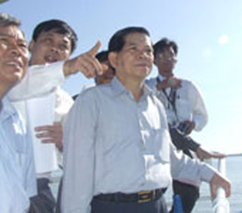 Thành phố đang tiến ra biển nhưng còn quá chậm!